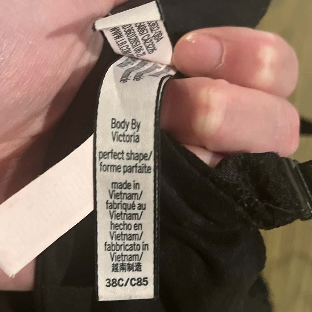 38c Victoria secret , only worn twice